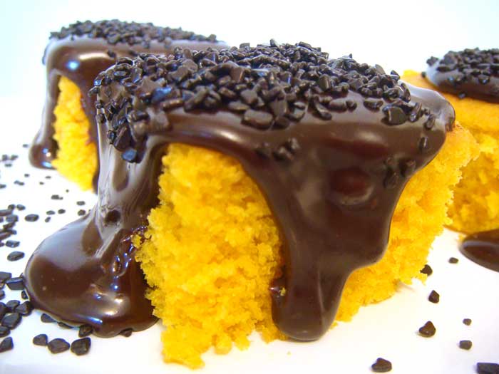 Bolo de Cenoura com cobertura de&nbsp;Chocolate